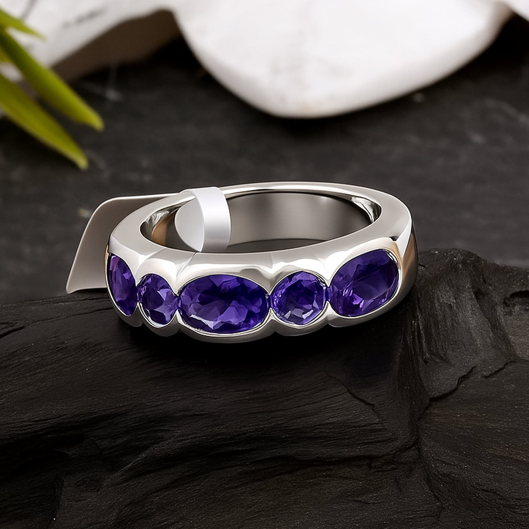 Elegant Sapphire Band Ring