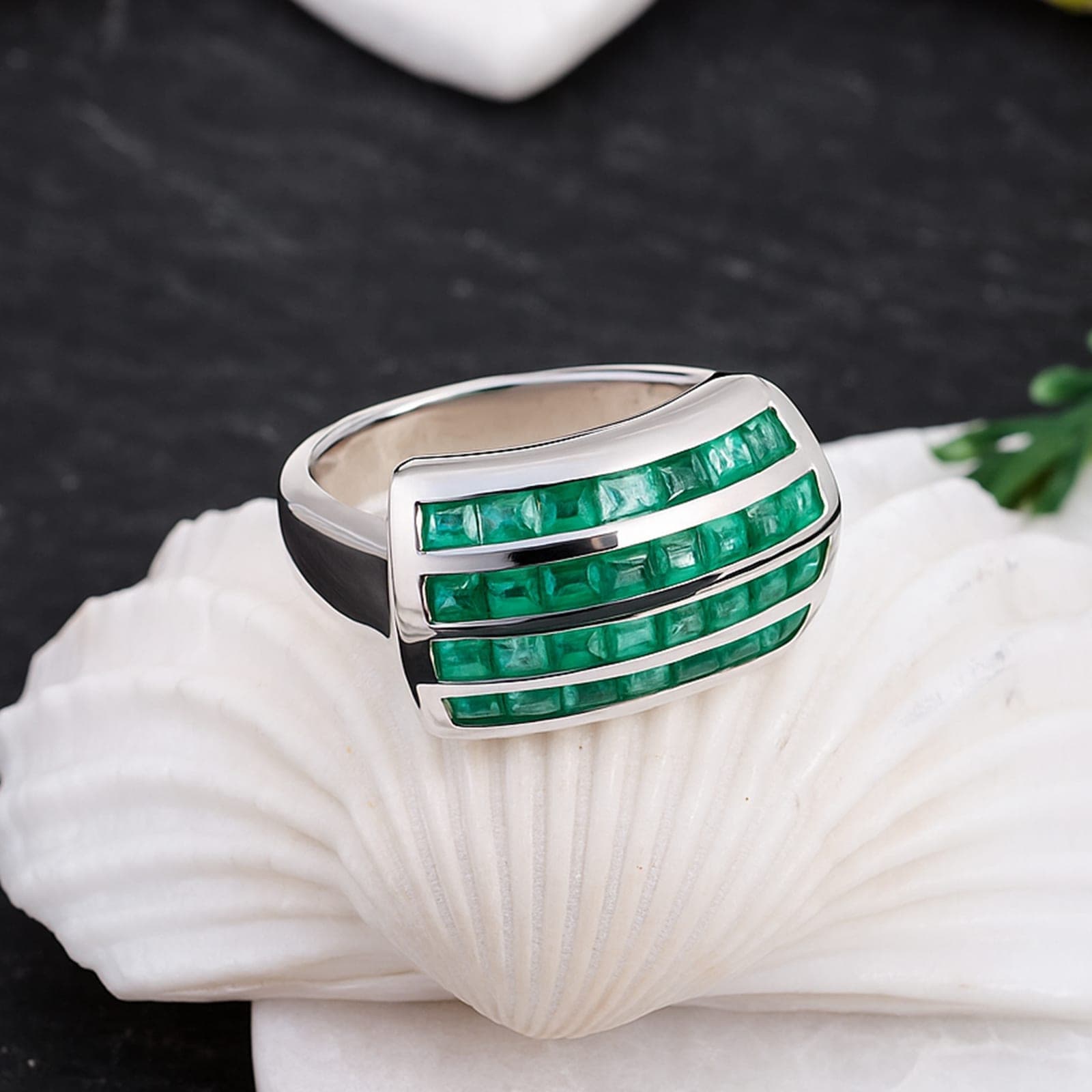 Verdant Curve Emerald Statement Ring
