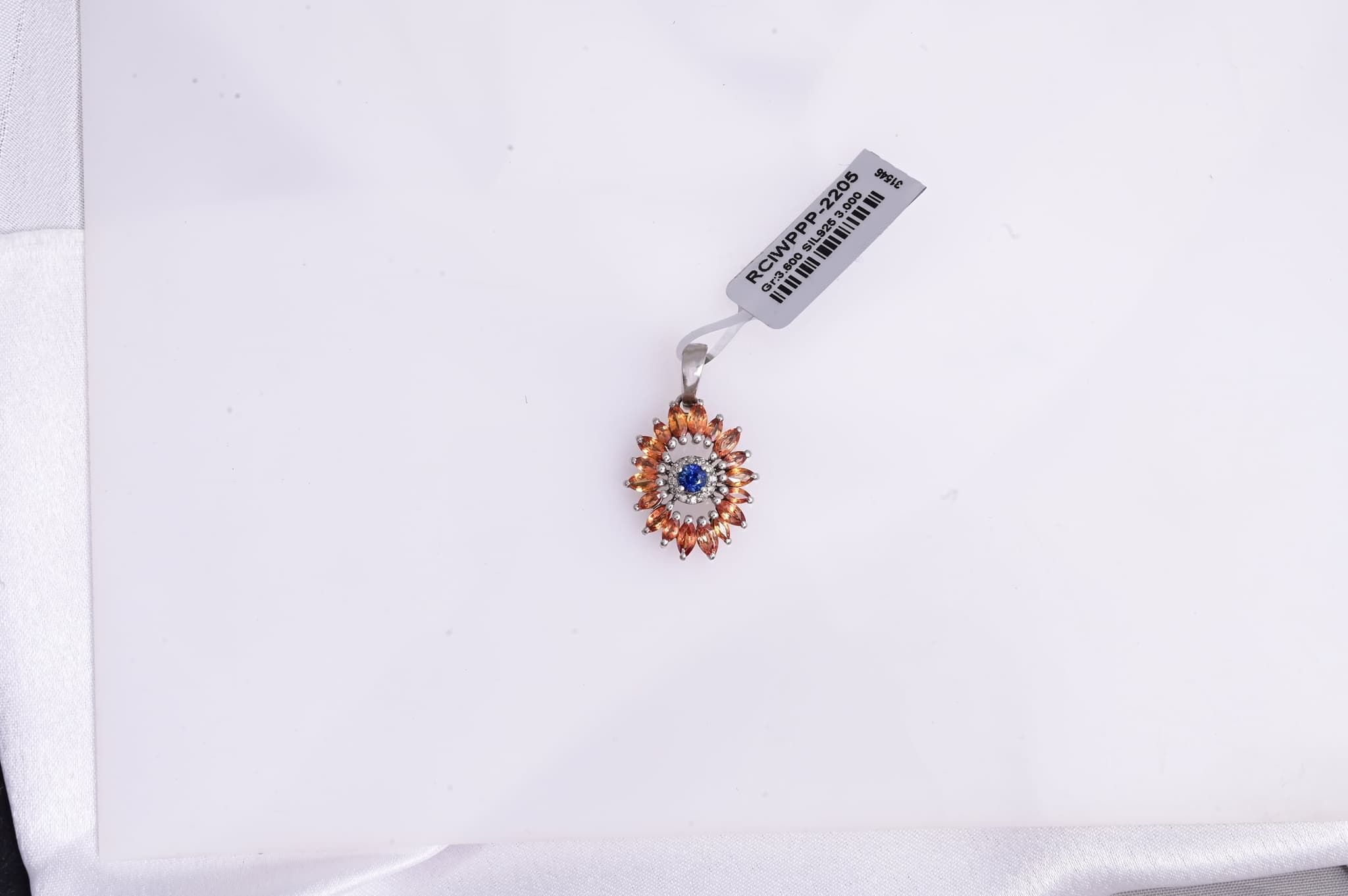 Sunburst Sapphire Necklace