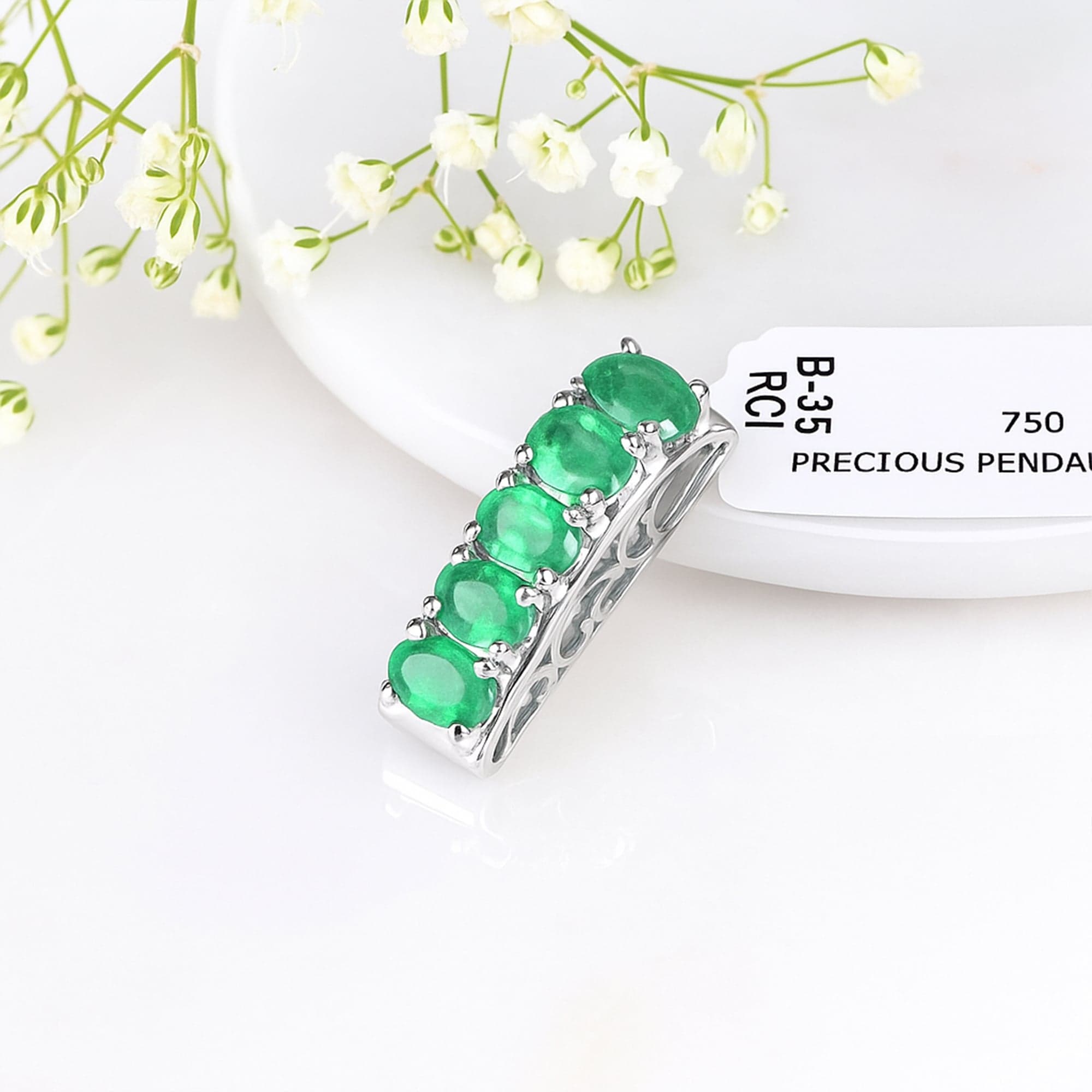 Emerald Arc Grace Pendant alternate view