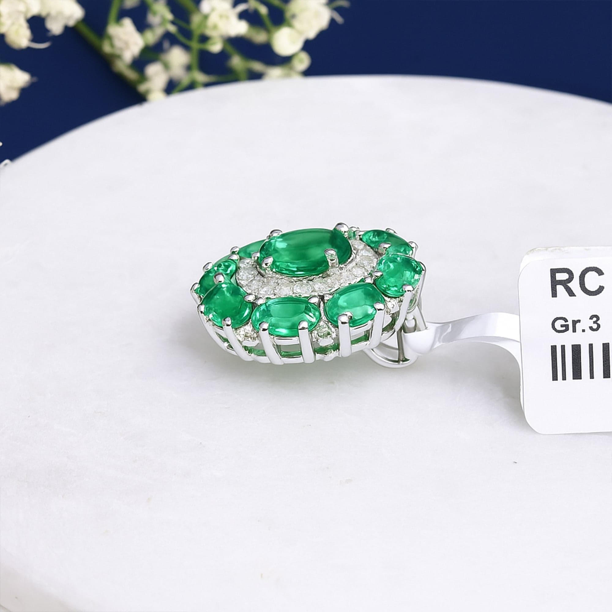Emerald Halo Royale Pendant