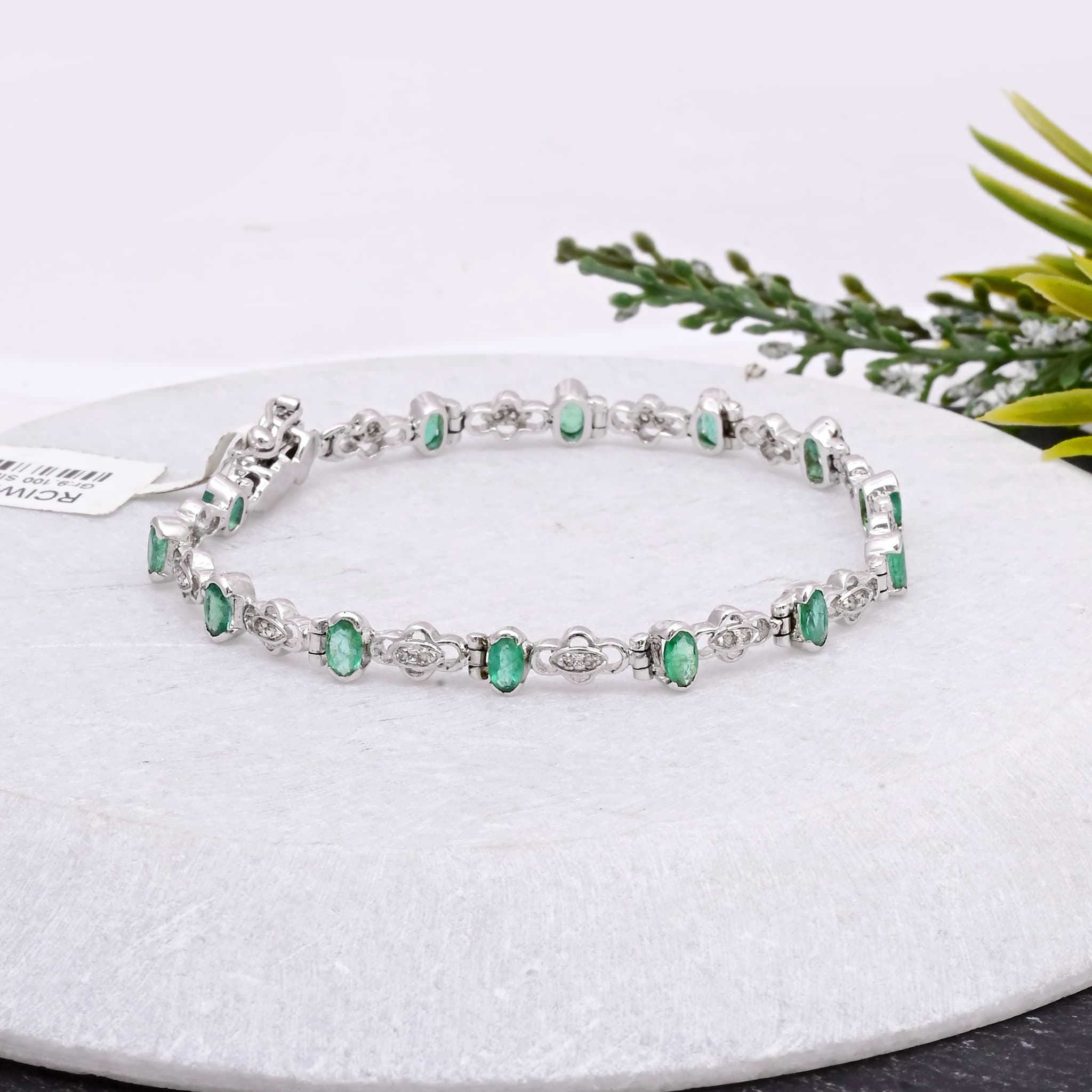Vintage Emerald Link Bracelet