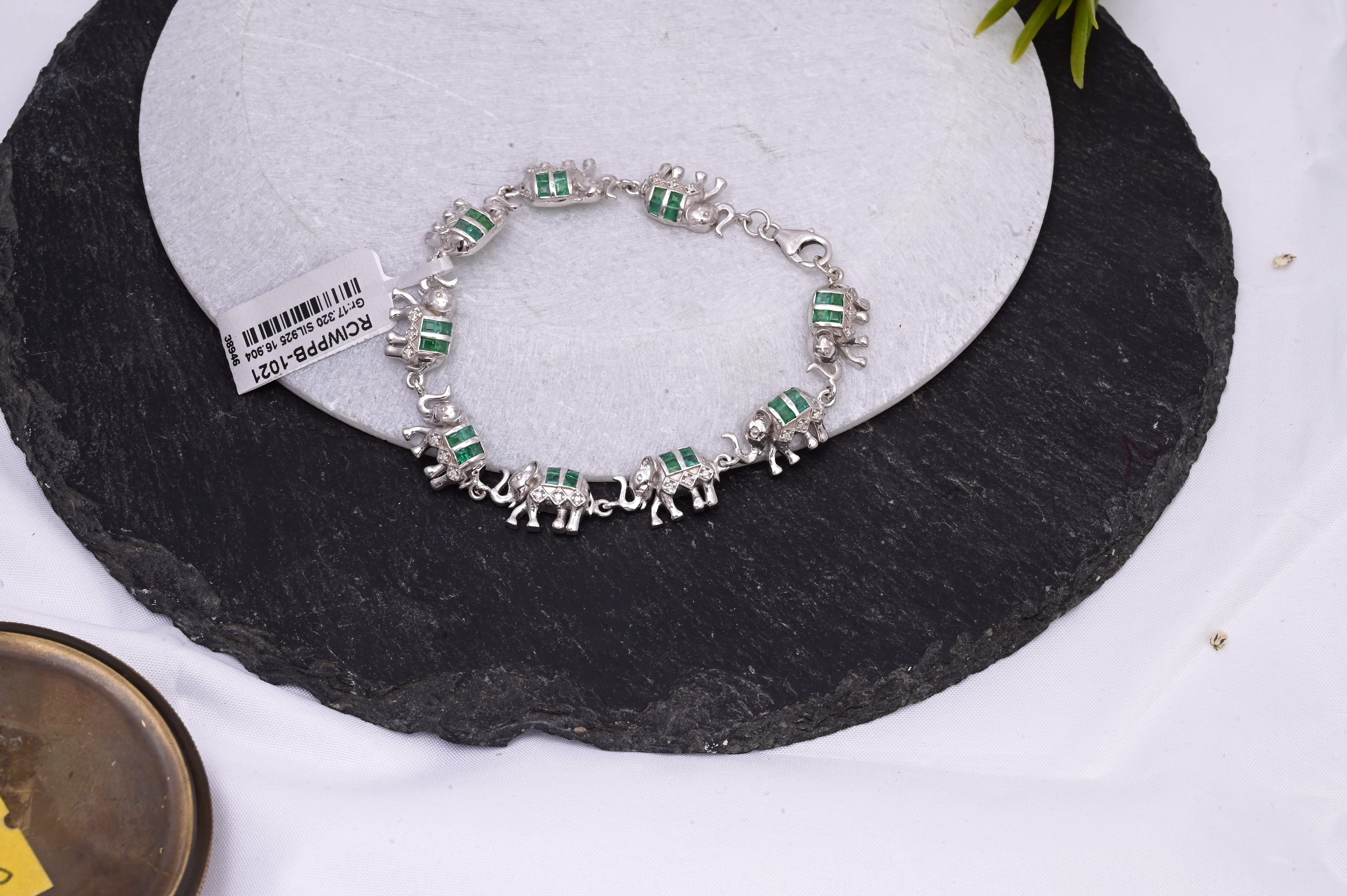 Jaipur Emerald Elephant Heritage Bracelet
