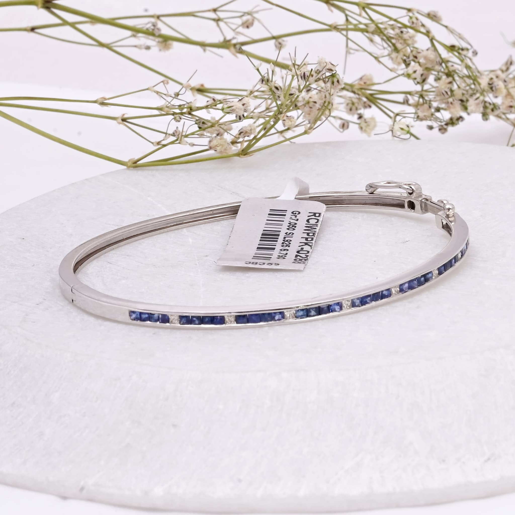 Minimal Sapphire Diamond Sleek Bangle