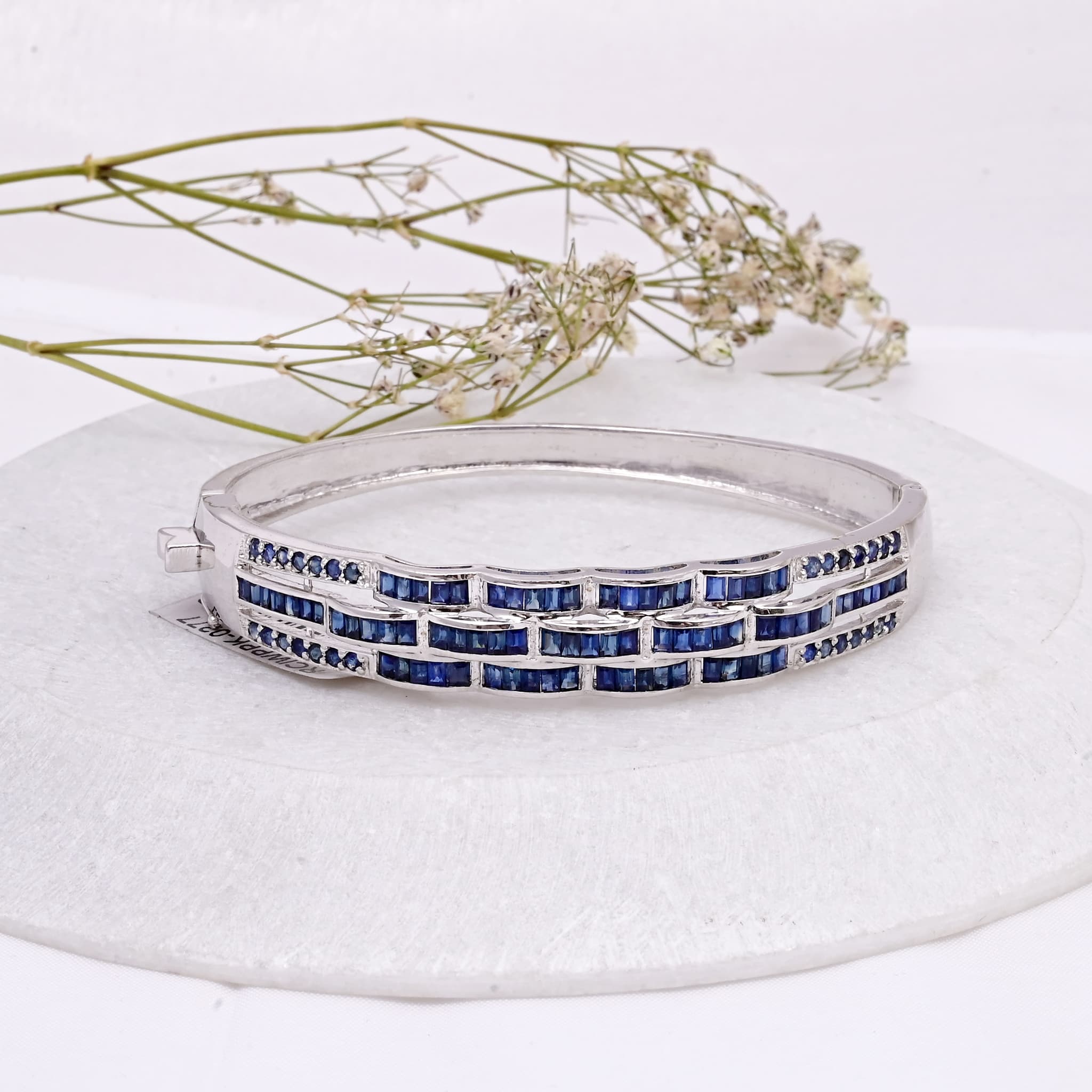 Royal Wave Sapphire Bangle