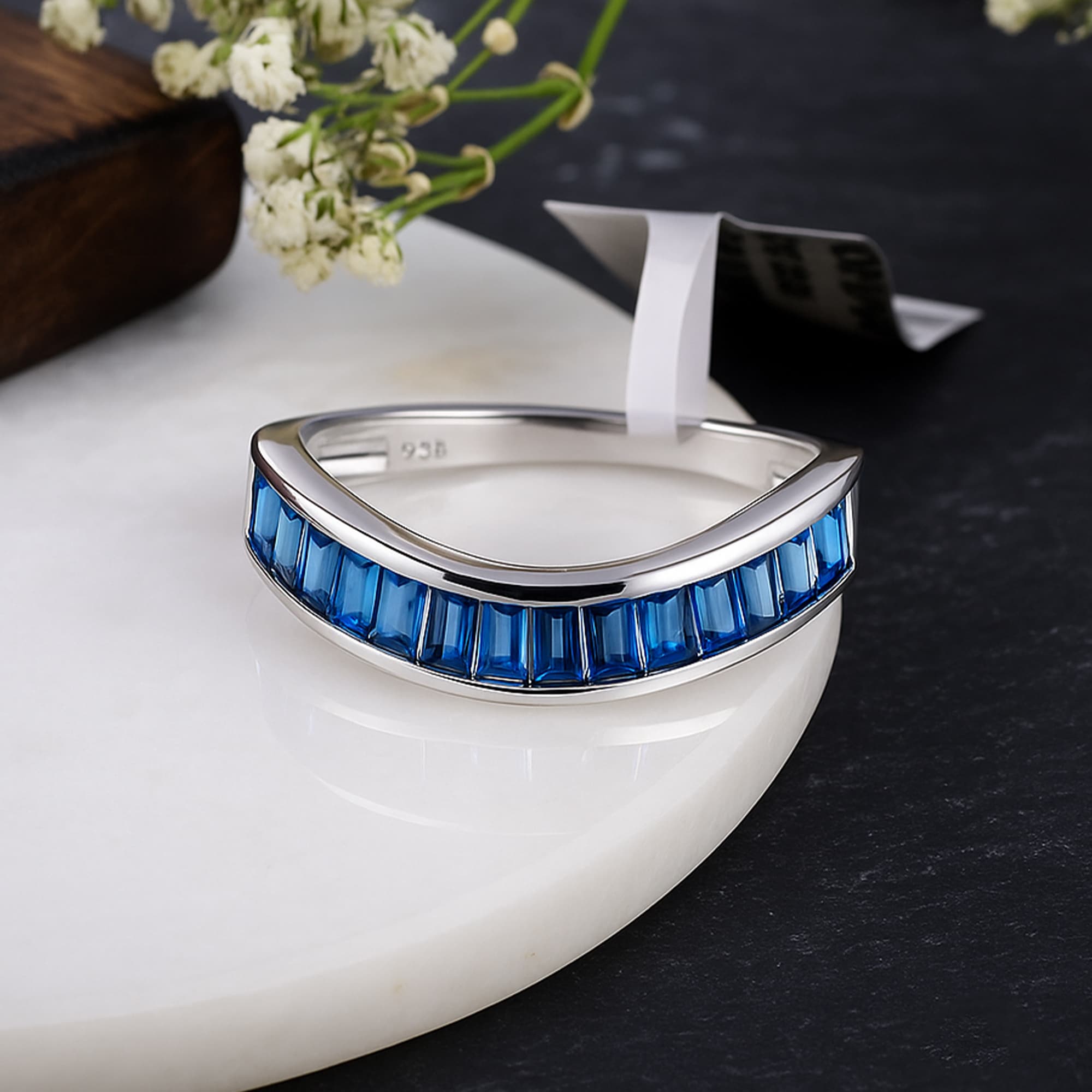 Azure Curve Sapphire Ring