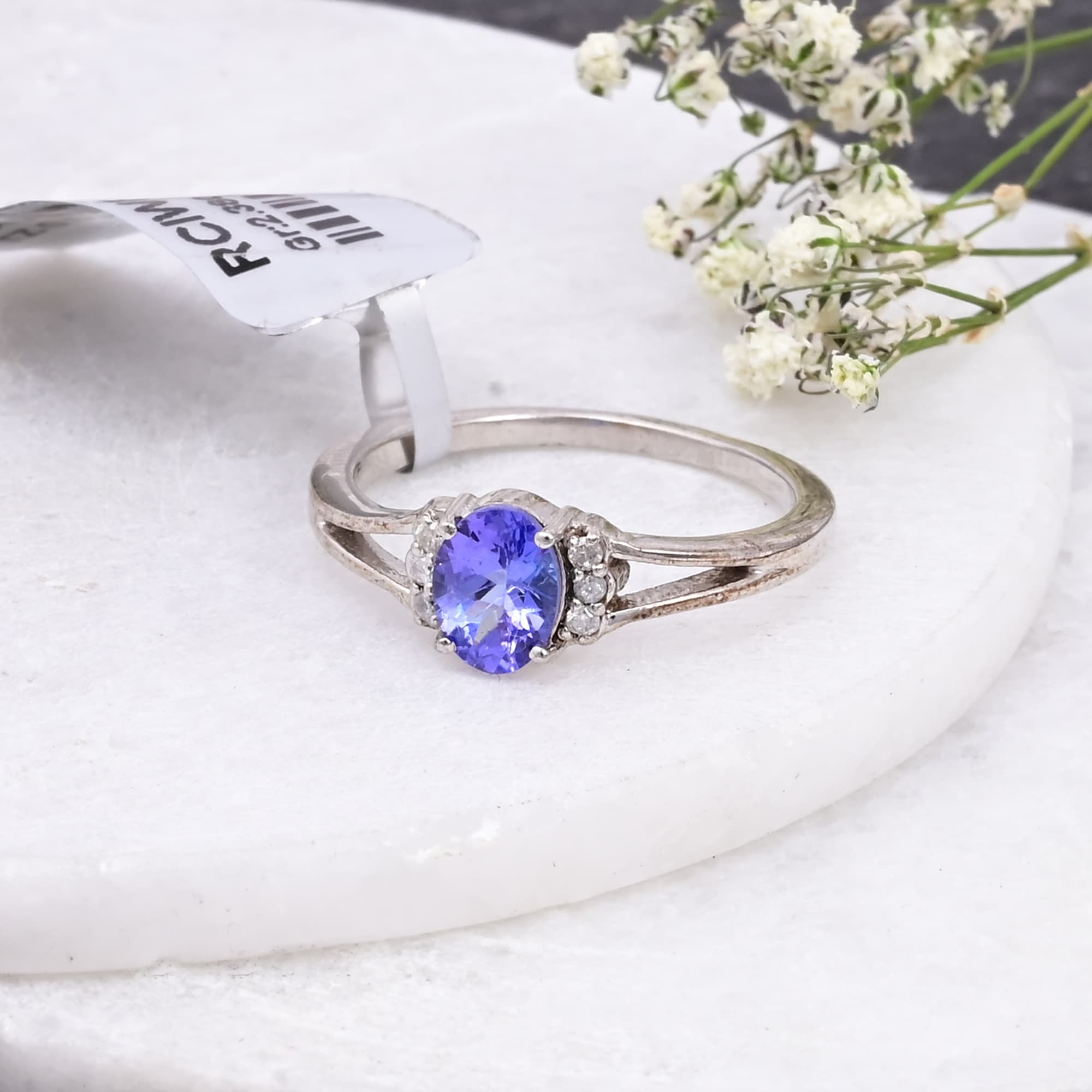 Tanzanite Grace Oval Ring