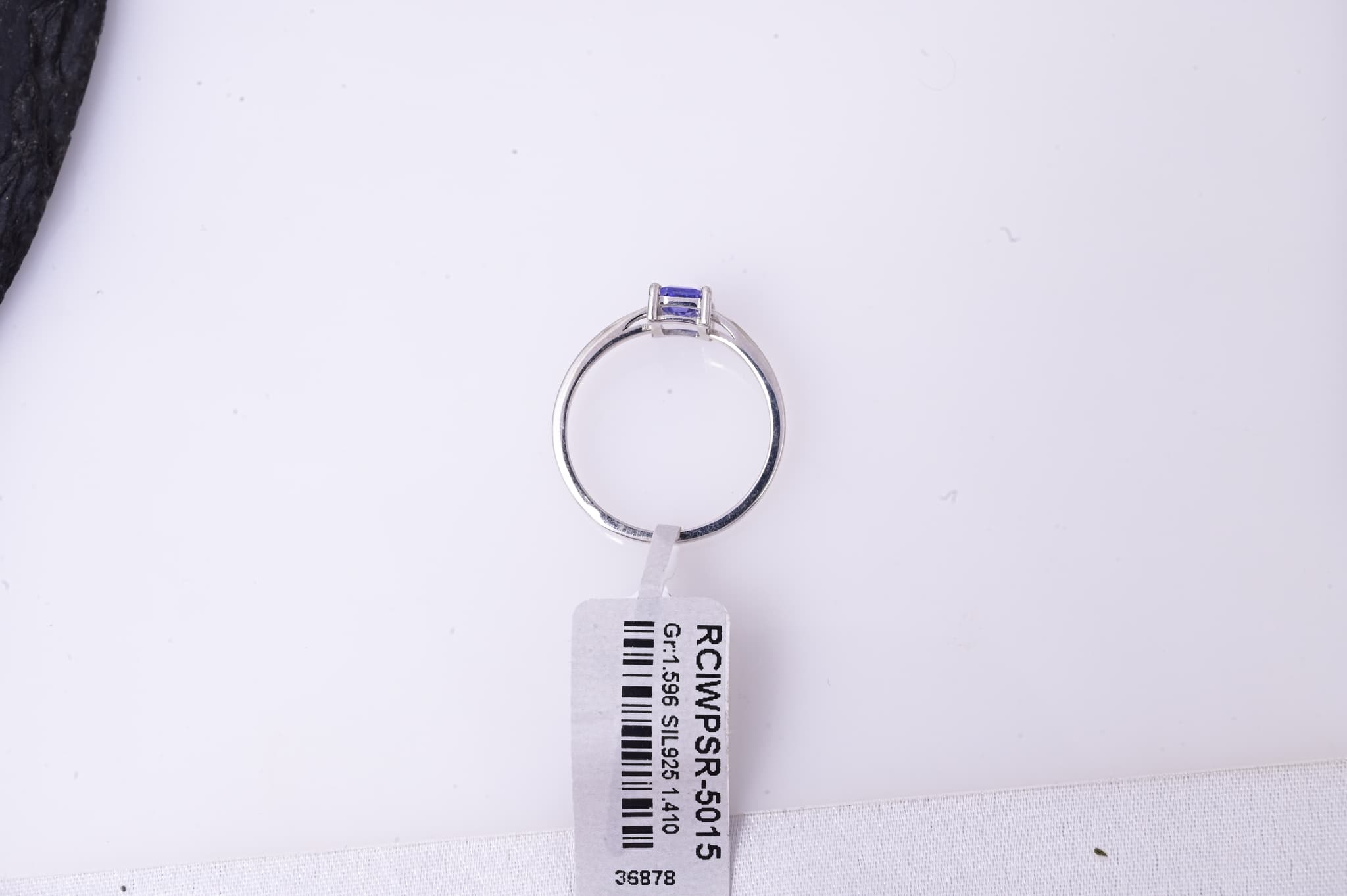 Royal Solitaire Tanzanite Ring