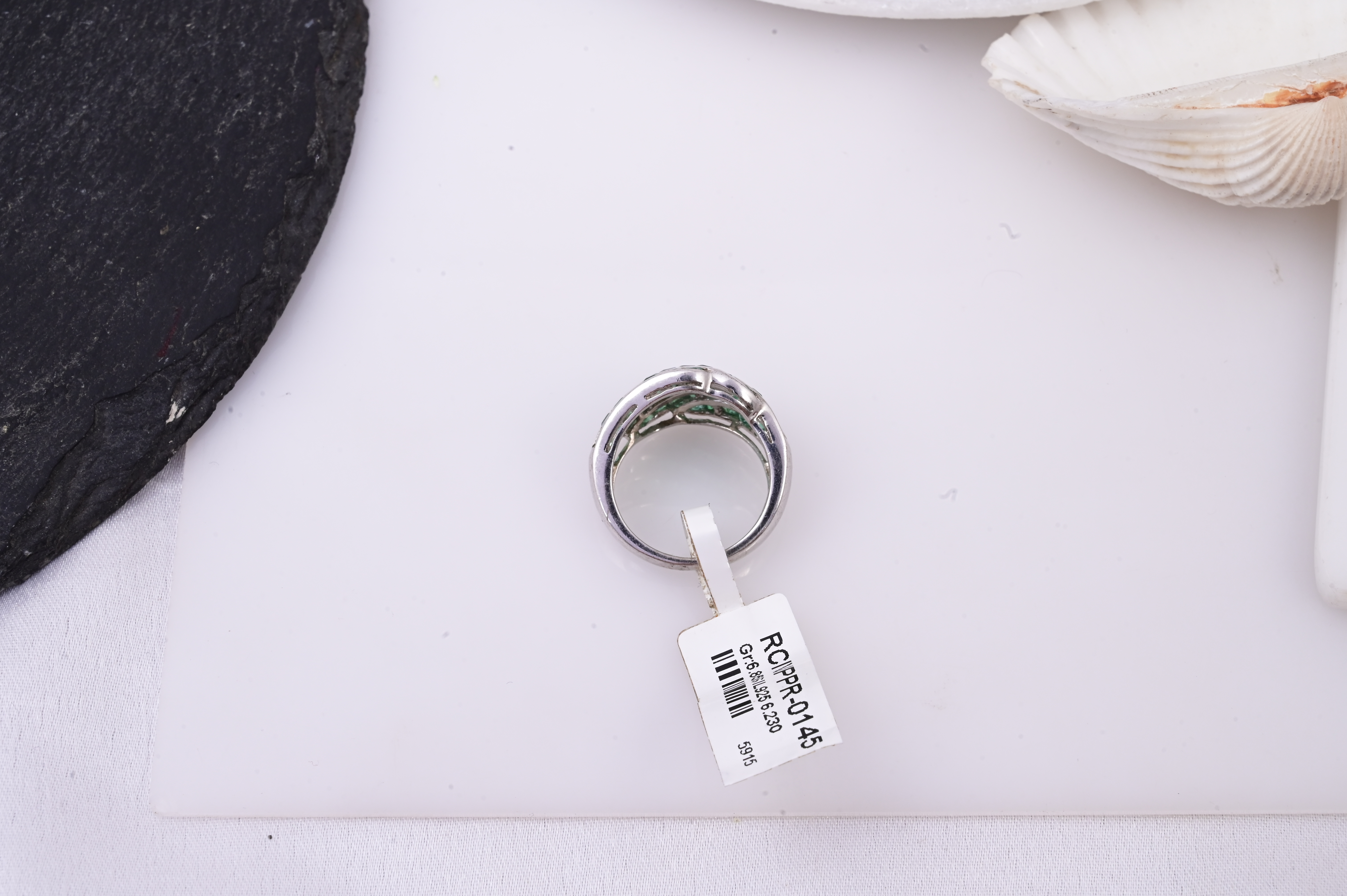 Emerald Ribbon Wave Ring