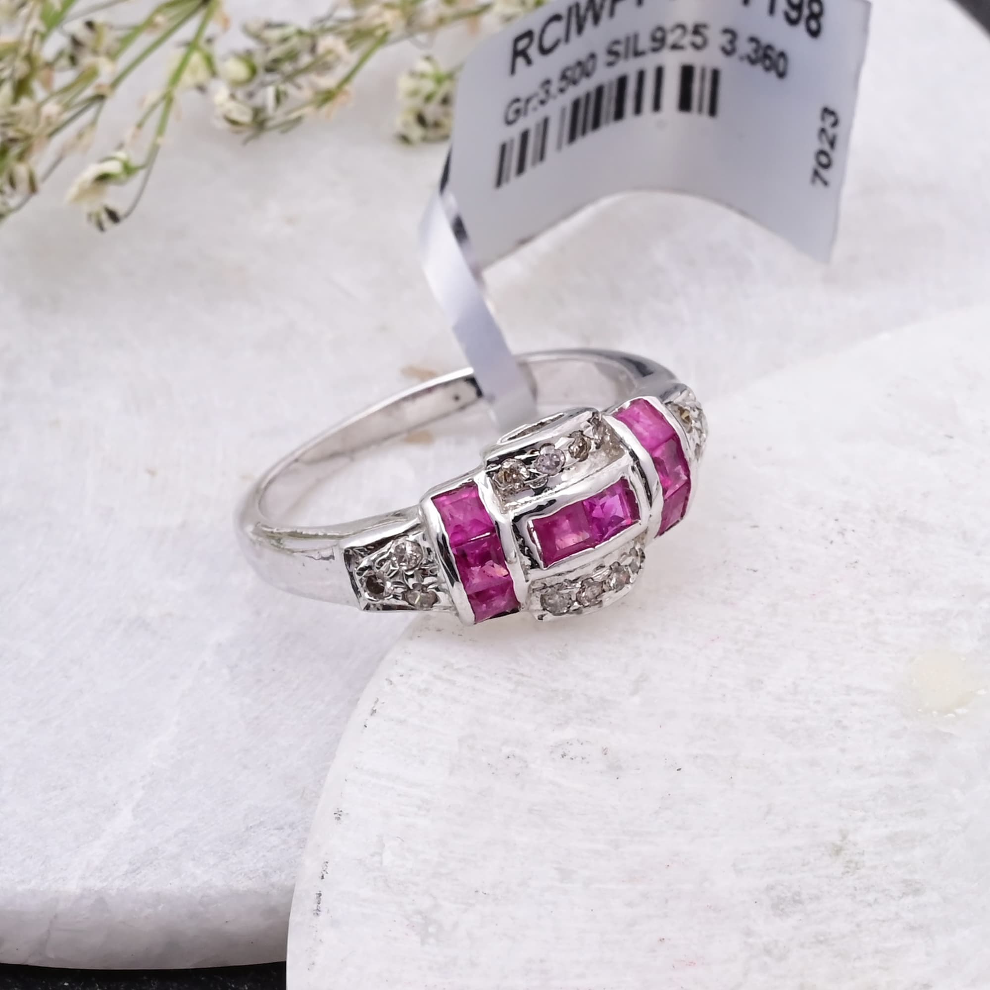 Ruby Geometric Elegance Ring