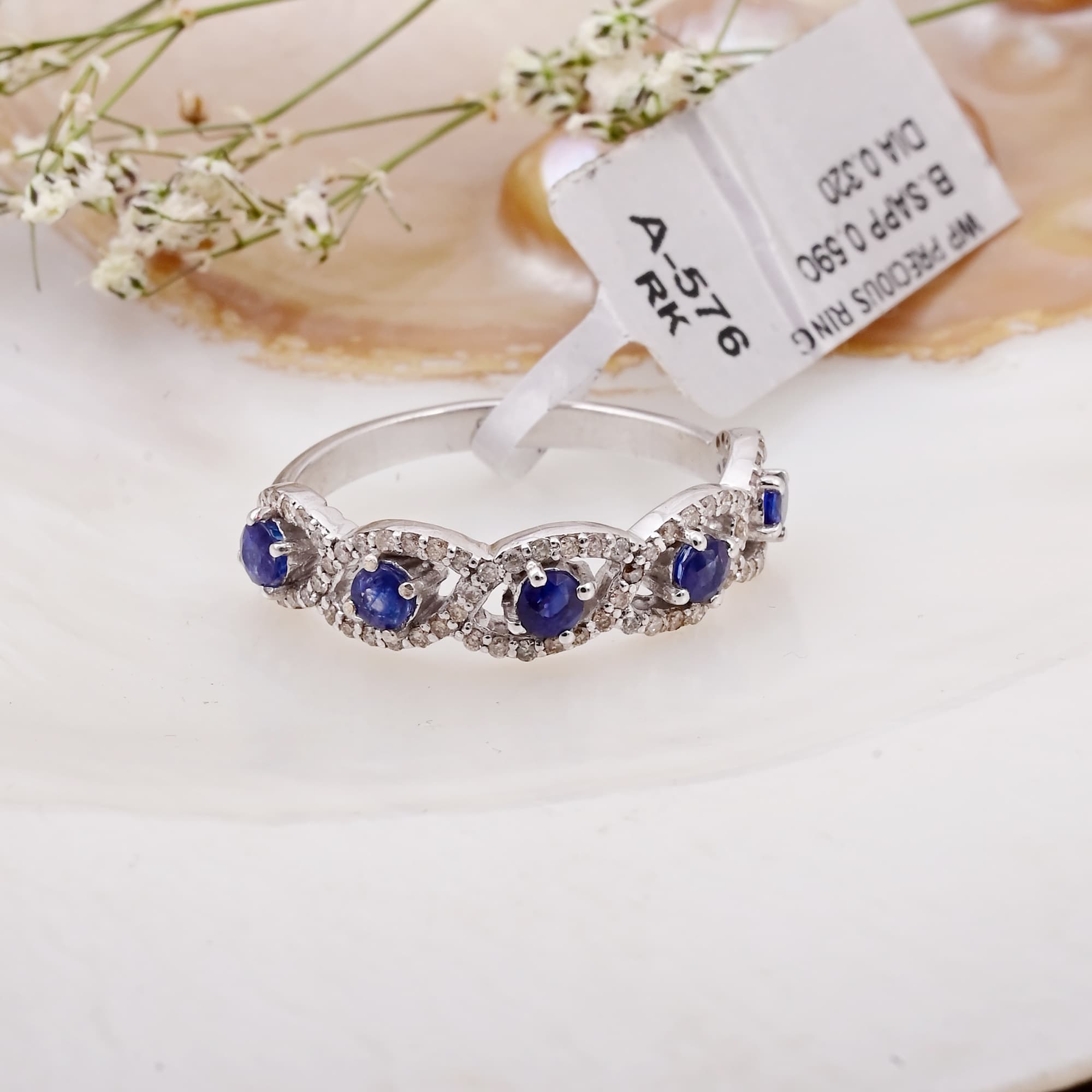 Infinity Sapphire Diamond Ring