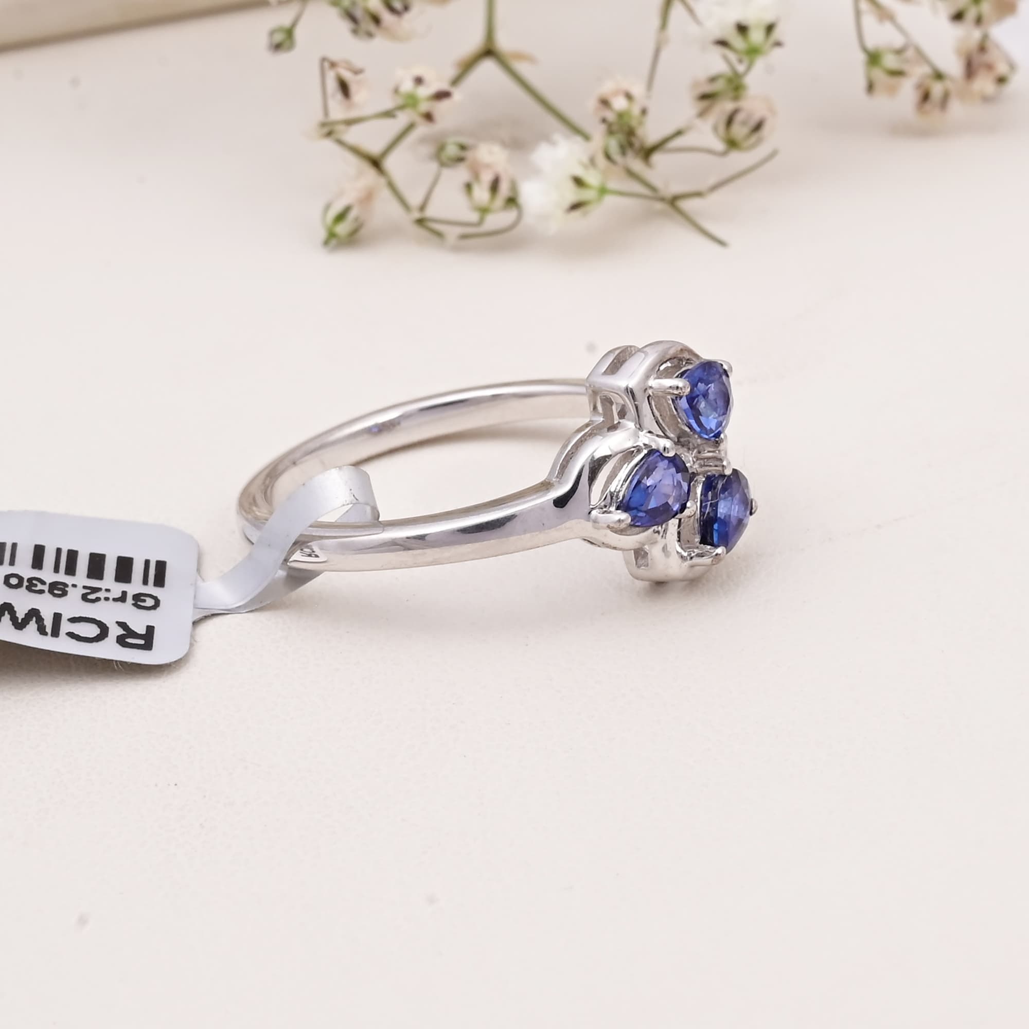 Trinity Leaf Sapphire Ring alternate view
