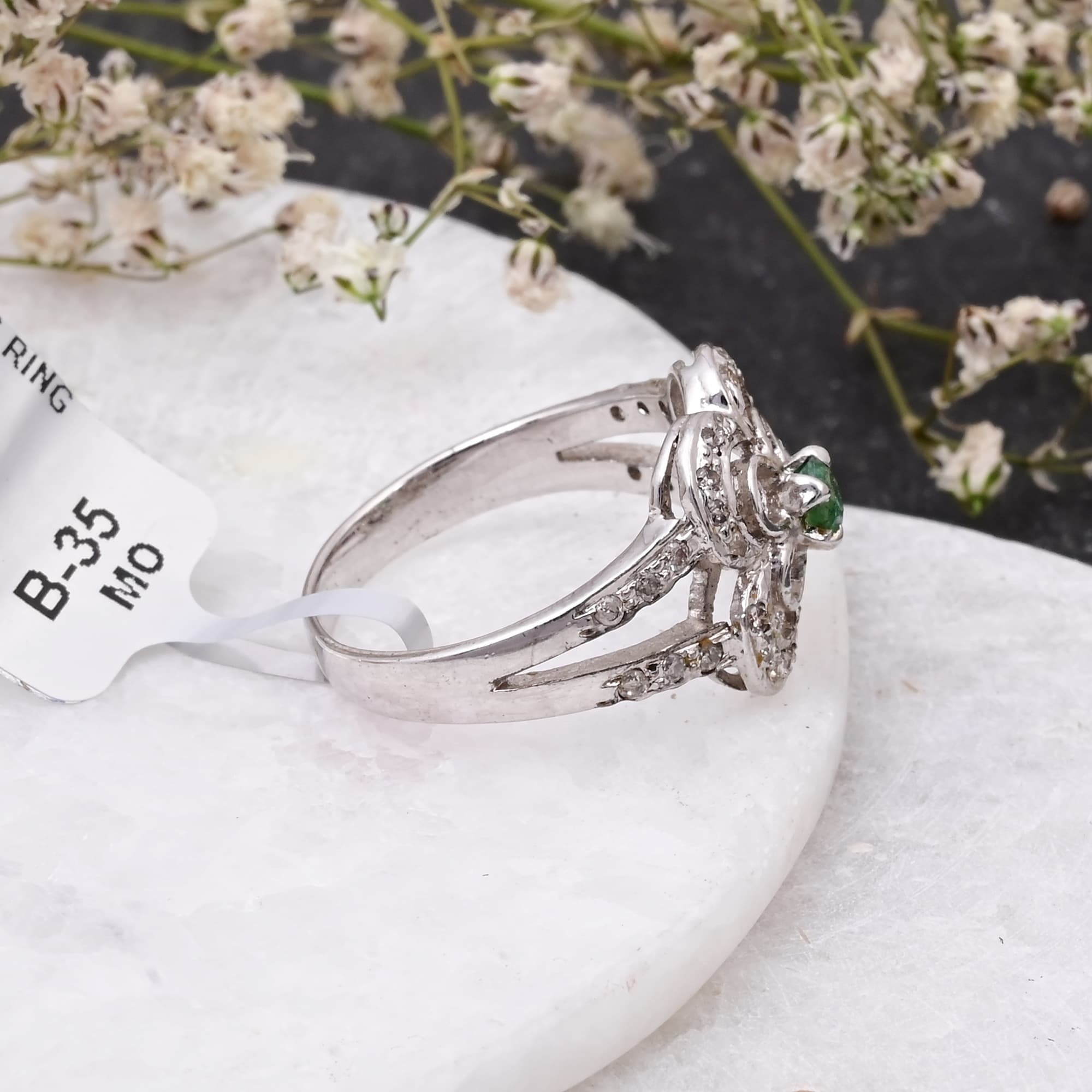 Emerald Clover Bloom Ring