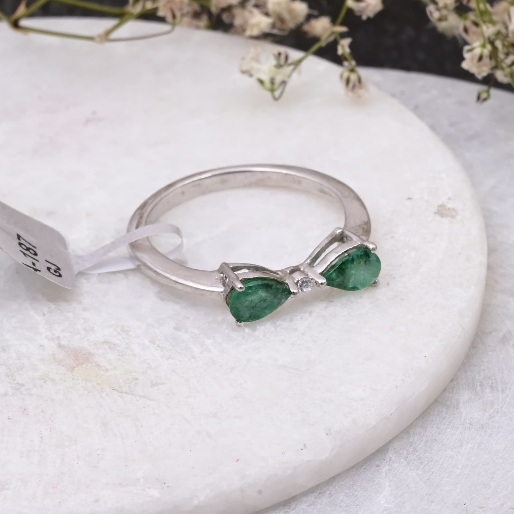 Emerald Dew Drop Ring