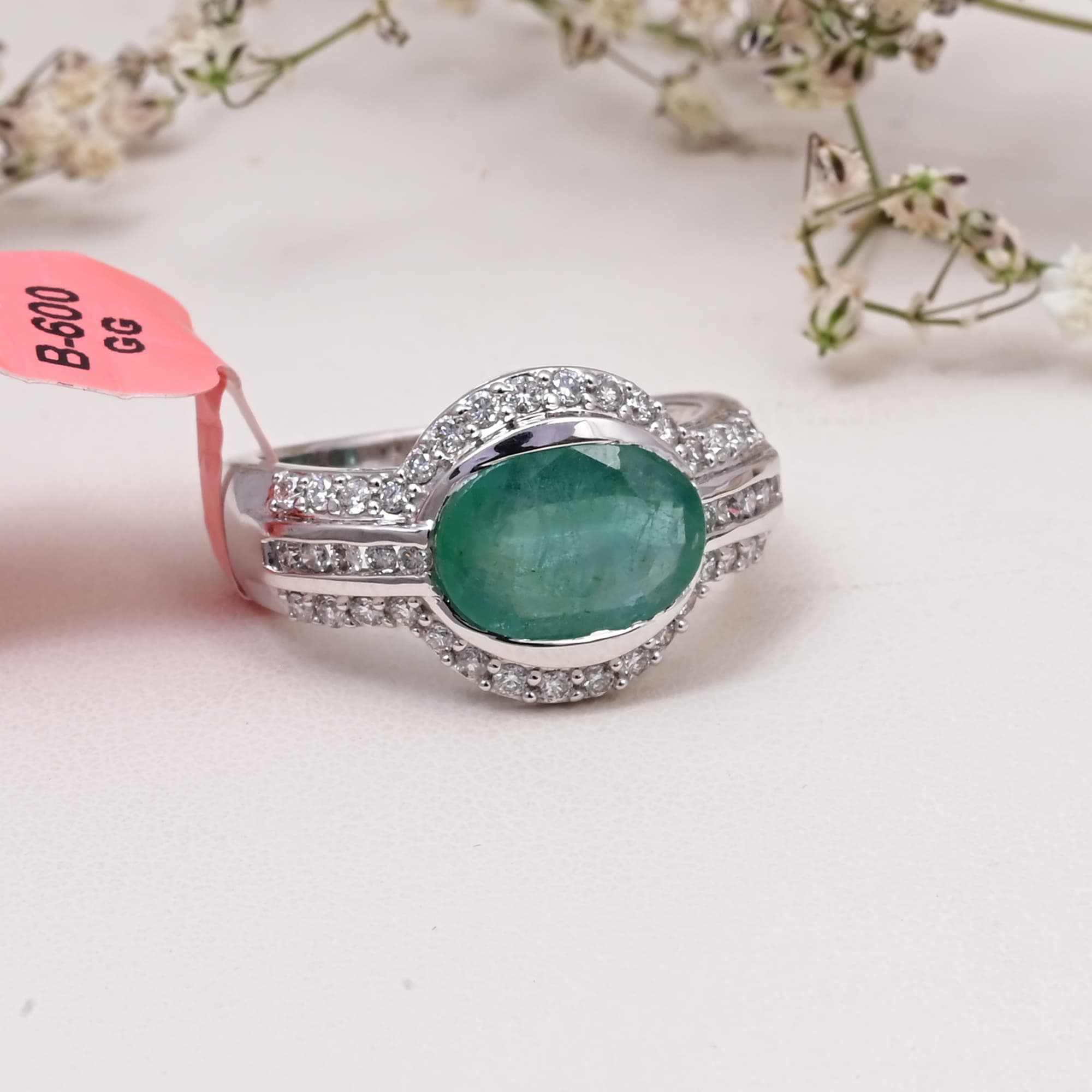 Majestic Emerald Halo Ring