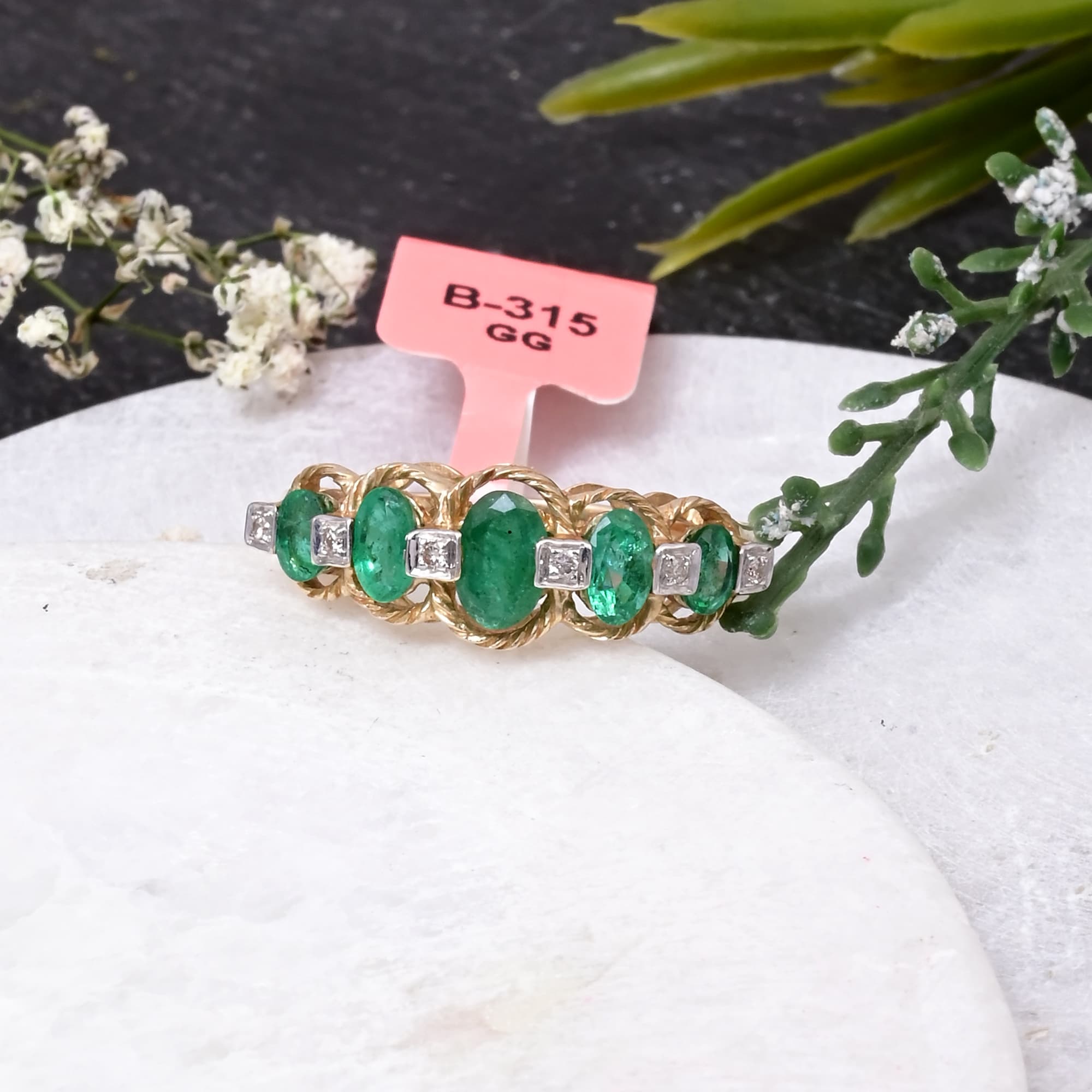 Emerald Heritage Band Ring