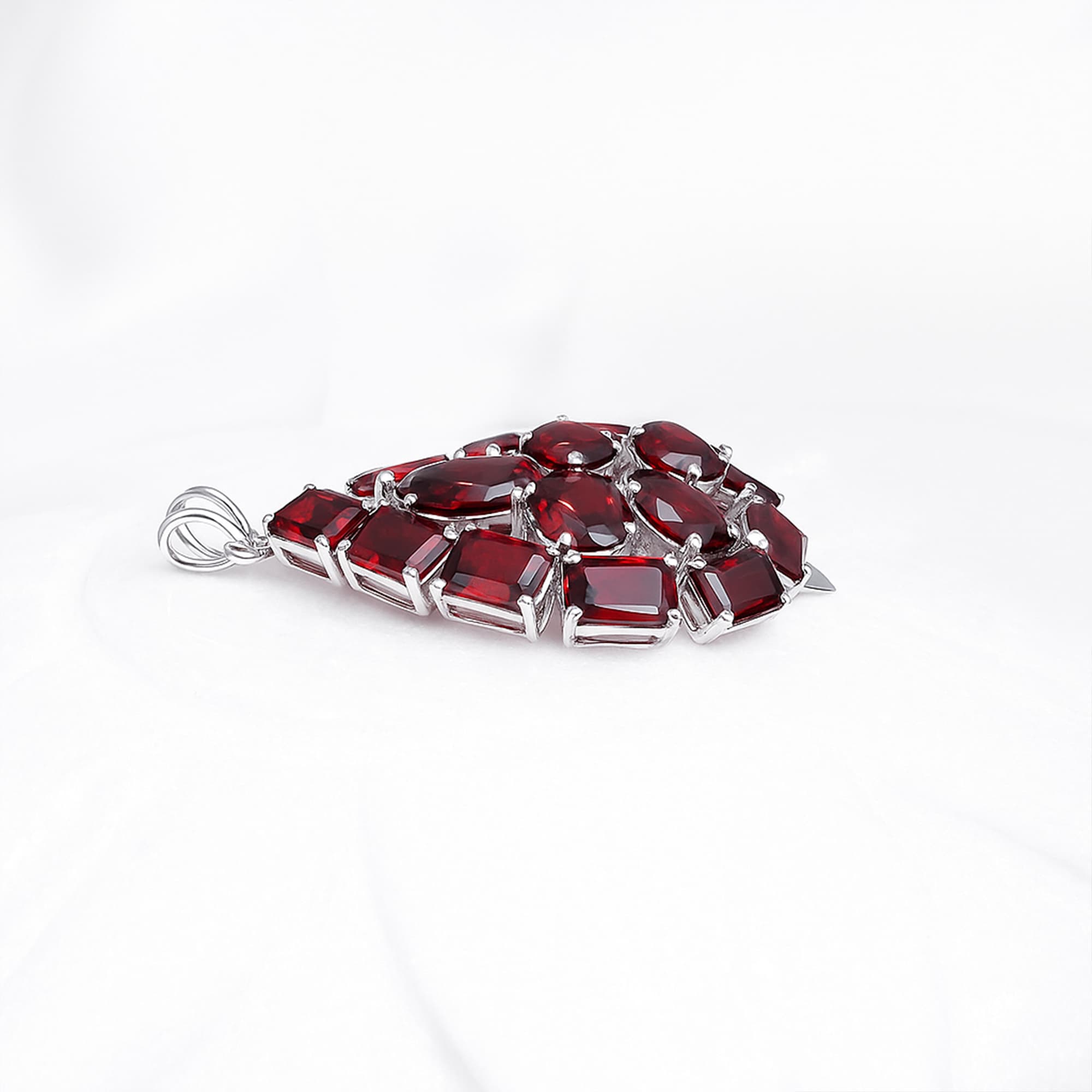 Garnet Grandeur Pendant