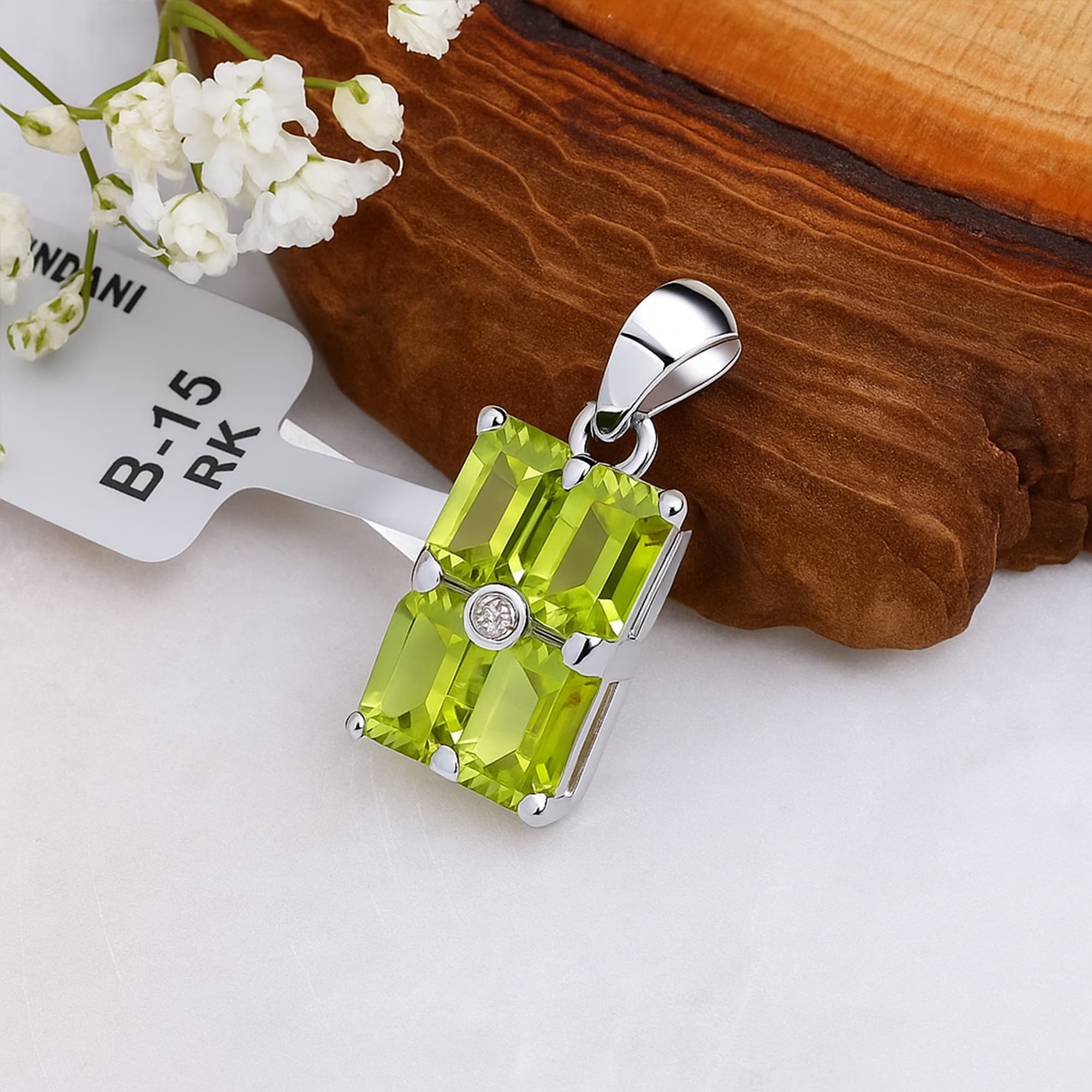 Verdant Luxe Peridot Mosaic Pendant alternate view
