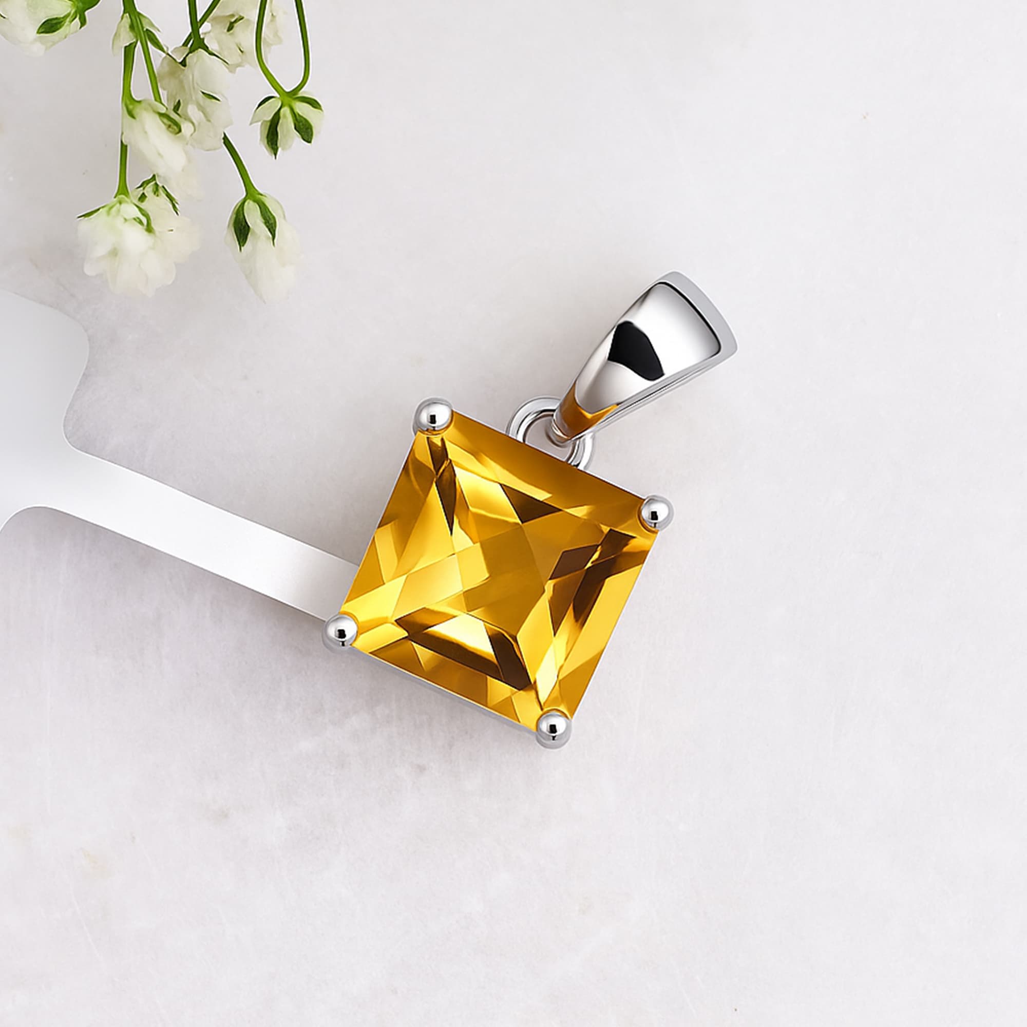 Golden Pyramid Topaz Solitaire Pendant alternate view