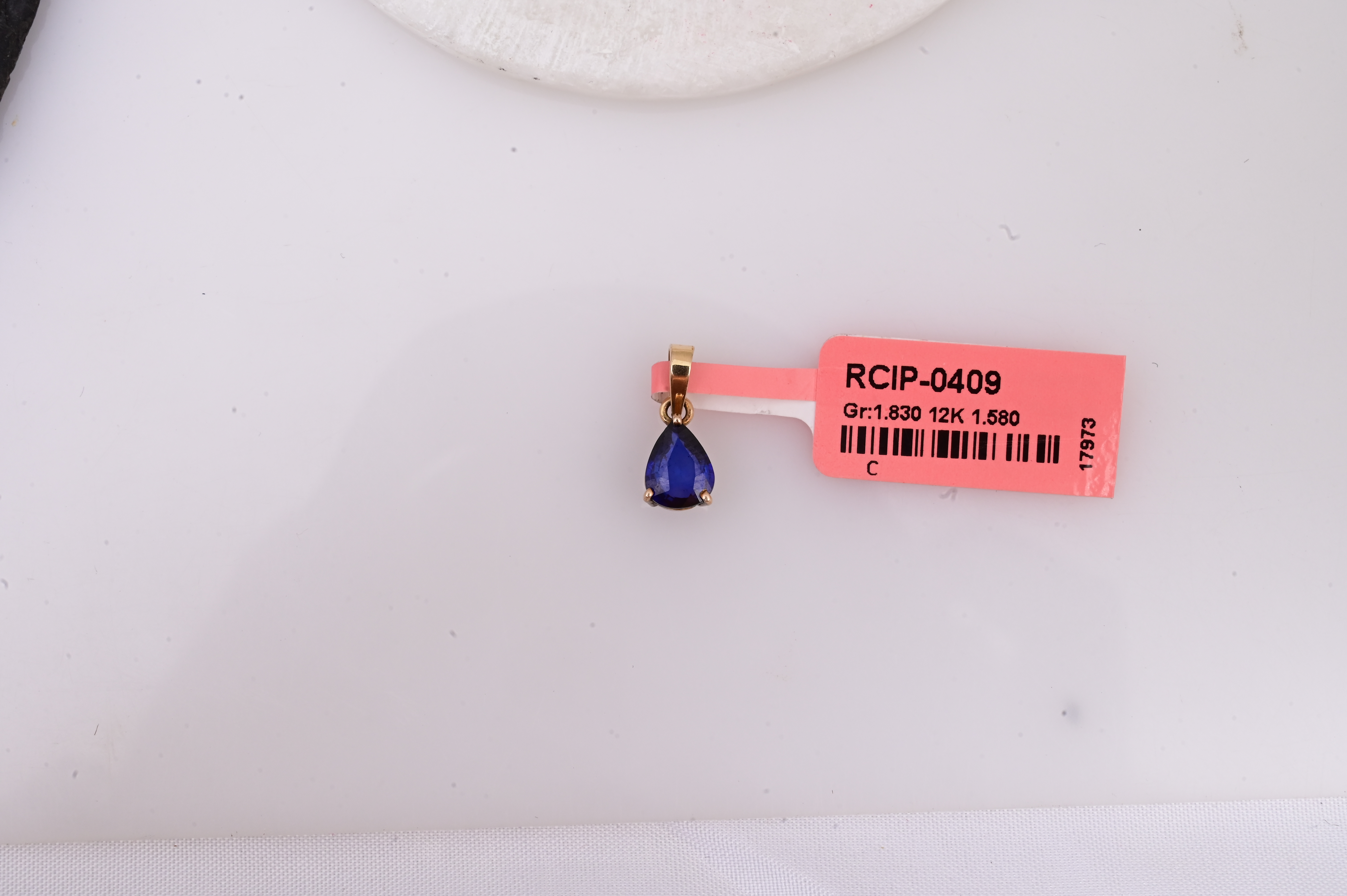Royal Pear Blue Sapphire Solitaire Pendant